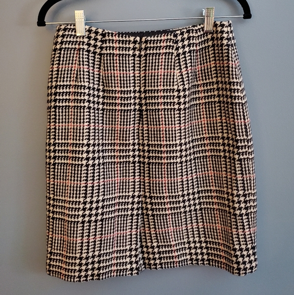 Talbots Houndstooth Wool A-Line Pencil Skirt Sz. 6 - Picture 2 of 4